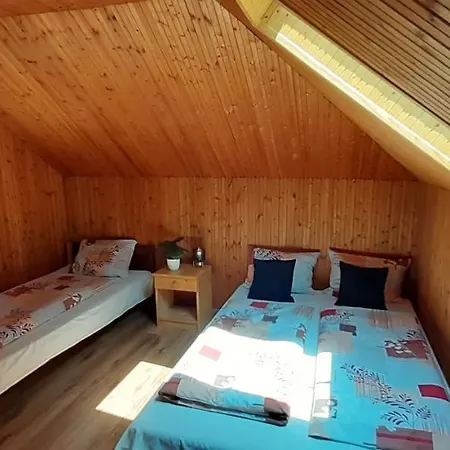 Vadász Vendégház Vendégház *